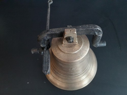 Glocke alt aus - aus, /