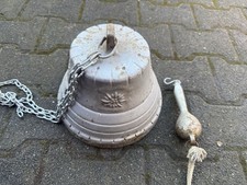 Alte Glocke aus Metal/ Guss