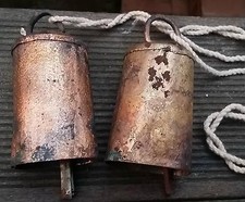 2x Glocken alte schöne