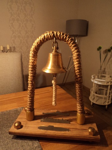 Grosse stammtischglocke auf - grosse,