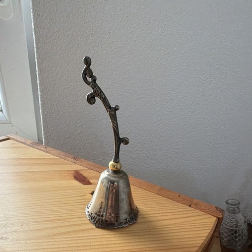 Tischglocke aus messing - tischglocke,